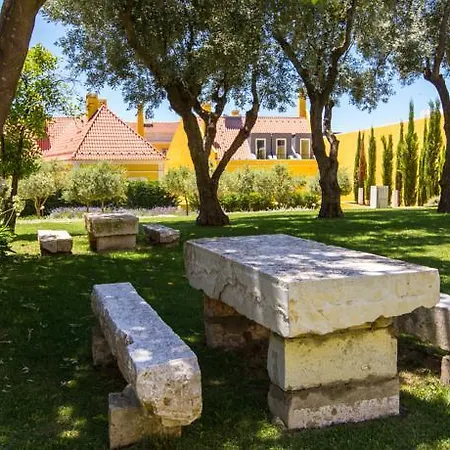 Charming Historic Lx Garden&Garage * Lisboa